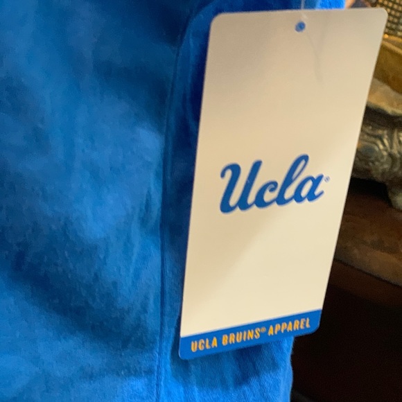 UCLA V-Neck for Women Size Large - Picture 3 of 5